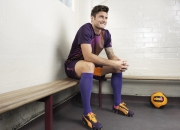 开云体育中国-当贝蒂斯绿白遇上荷兰橙，凯恩攻防两端的统治艺术